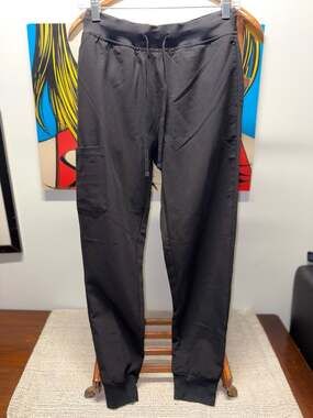 Mandala Scrub Joggers Size XS Black Cargo Pants Equa-Tek